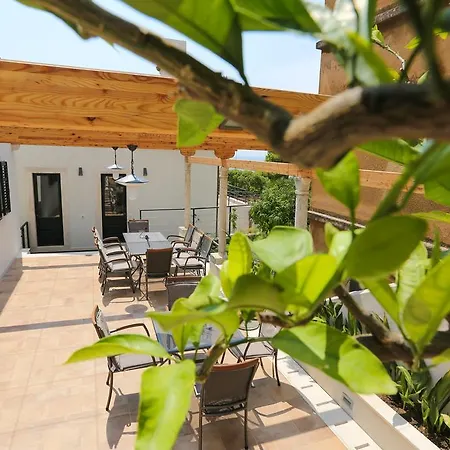 White & Co And Apartment Dubrovnik